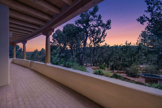 850 Paseo De Don Carlos, Santa Fe, NM 87501
