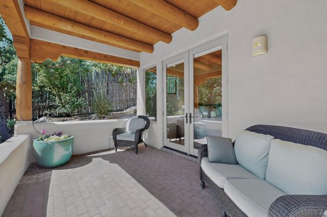 850 Paseo De Don Carlos, Santa Fe, NM 87501