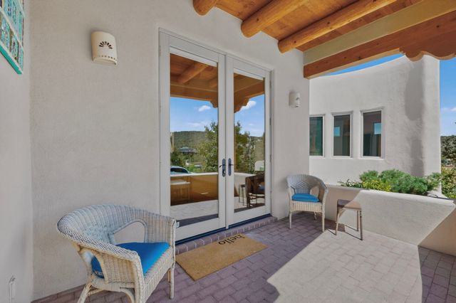850 Paseo De Don Carlos, Santa Fe, NM 87501