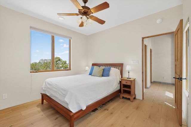 850 Paseo De Don Carlos, Santa Fe, NM 87501