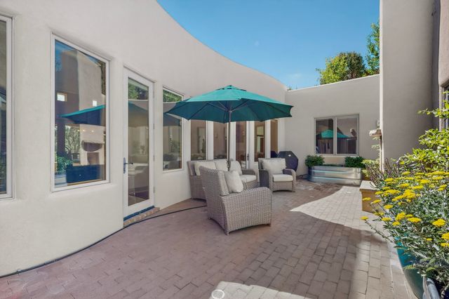 850 Paseo De Don Carlos, Santa Fe, NM 87501