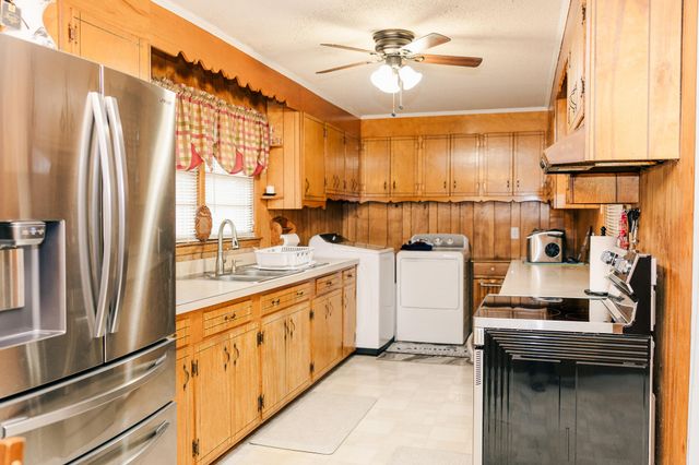 181 Dusty Road, Saint George, SC 29477