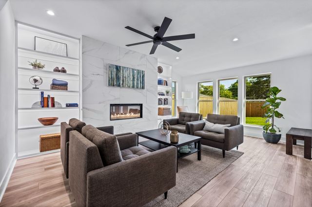 3763 Wenatche Drive, Dallas, TX 75233
