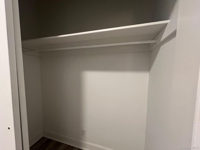 120 E Hartsdale Avenue 1-R, Hartsdale, NY 10530