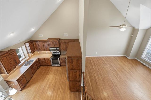 701 Tomahawk Court, Smithville, MO 64089