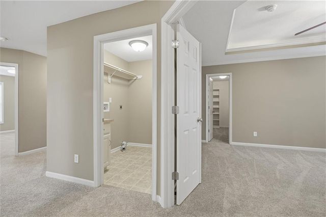 701 Tomahawk Court, Smithville, MO 64089