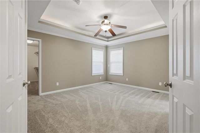 701 Tomahawk Court, Smithville, MO 64089