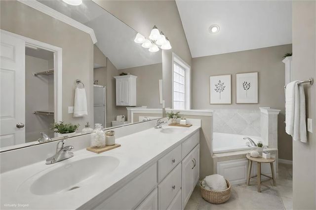 701 Tomahawk Court, Smithville, MO 64089