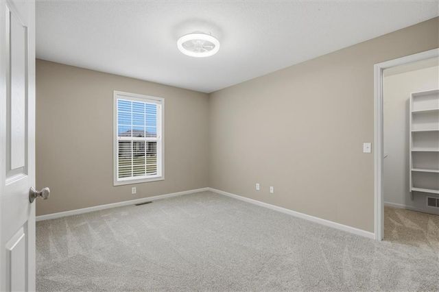 701 Tomahawk Court, Smithville, MO 64089