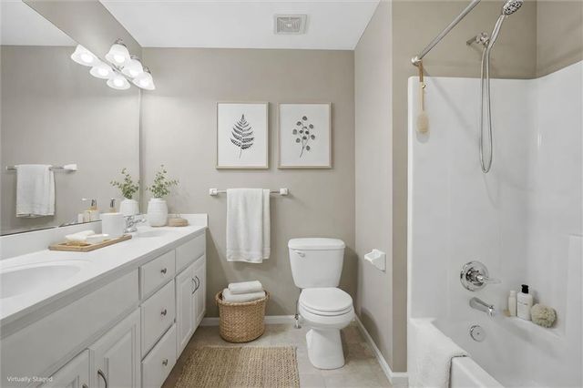 701 Tomahawk Court, Smithville, MO 64089