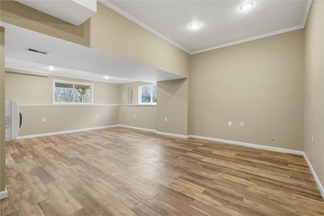 701 Tomahawk Court, Smithville, MO 64089