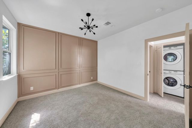 9551 Neuens Rd Road B, Houston, TX 77080