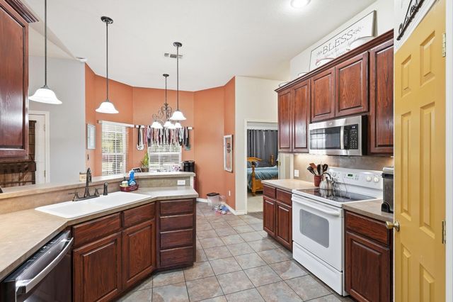 518 Robin Hood Court, Clyde, TX 79510