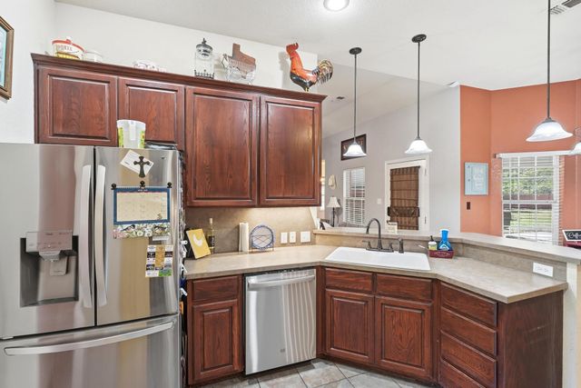 518 Robin Hood Court, Clyde, TX 79510