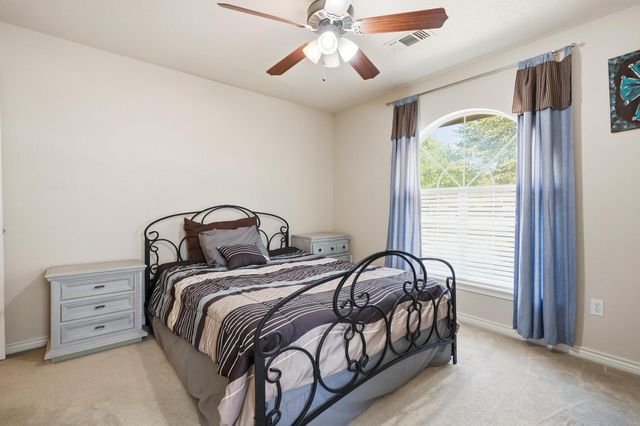 518 Robin Hood Court, Clyde, TX 79510