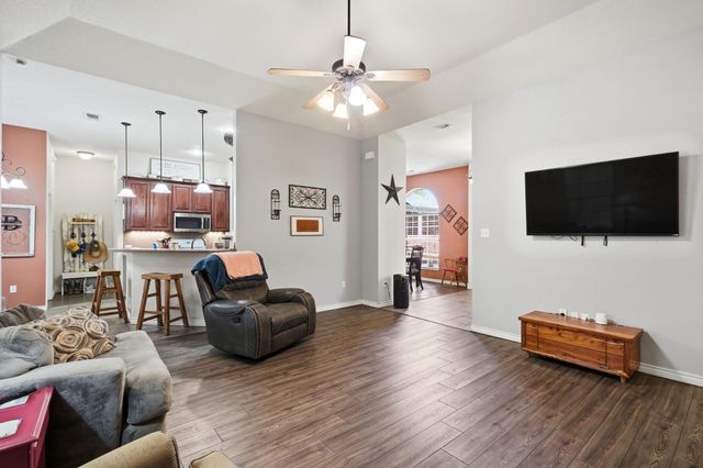 518 Robin Hood Court, Clyde, TX 79510