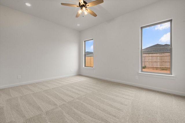 2911 Harvest Avenue, Wolfforth, TX 79382