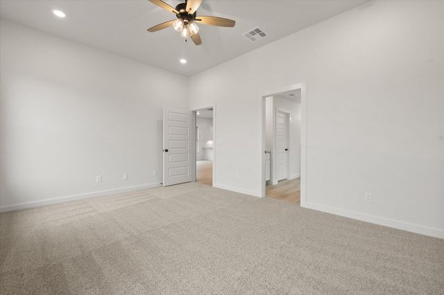 2911 Harvest Avenue, Wolfforth, TX 79382