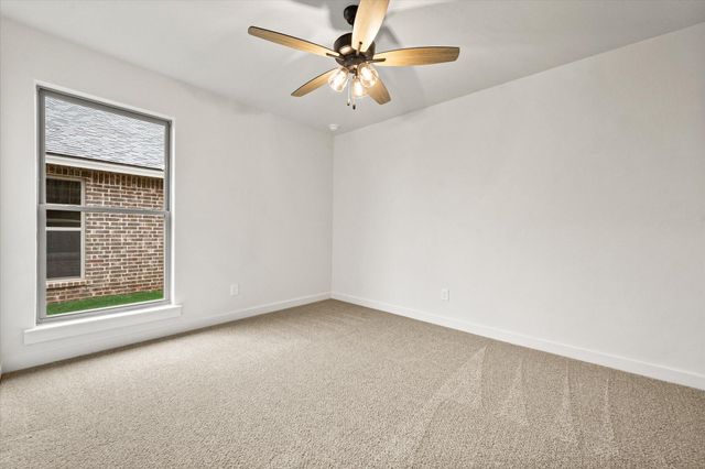 2911 Harvest Avenue, Wolfforth, TX 79382