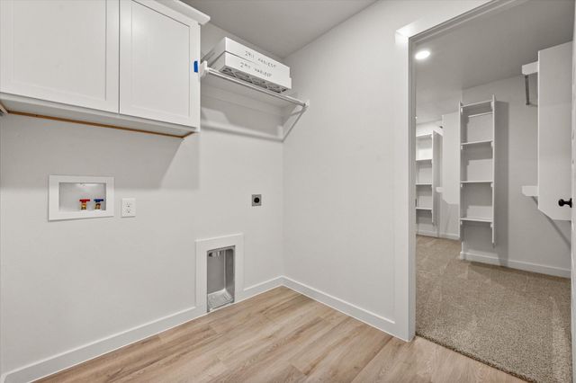 2911 Harvest Avenue, Wolfforth, TX 79382