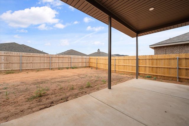 2911 Harvest Avenue, Wolfforth, TX 79382