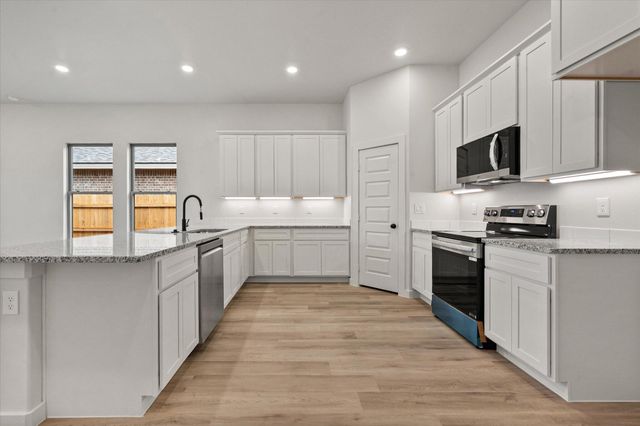 2911 Harvest Avenue, Wolfforth, TX 79382