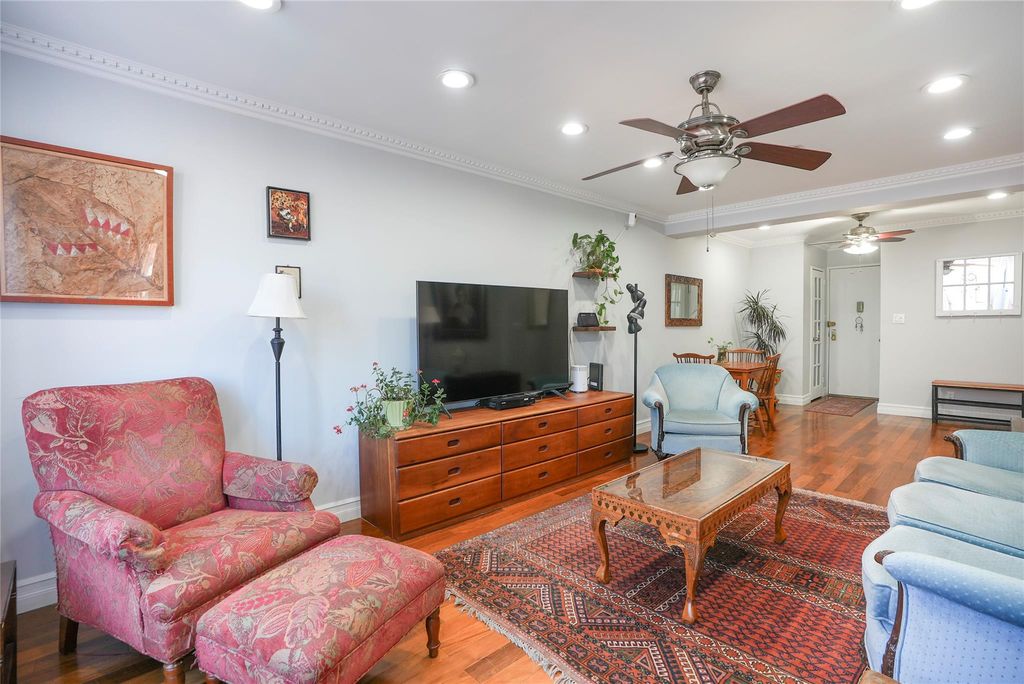 2736 Independence Avenue 6A, Bronx, NY 10463