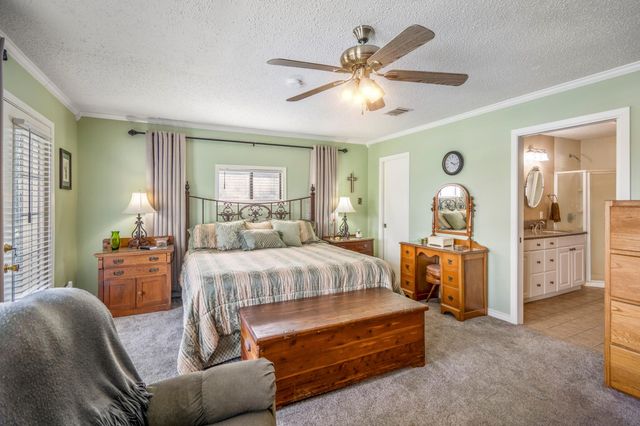 635 Burris Drive, Livingston, TX 77351