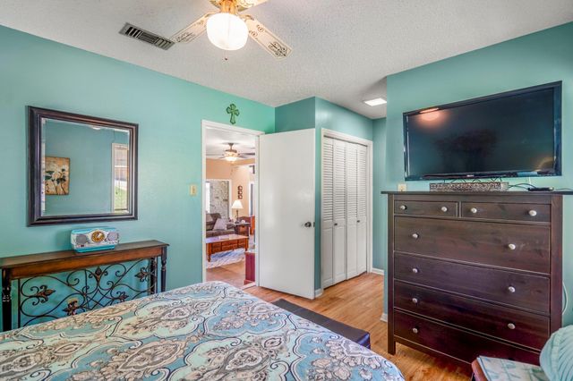 635 Burris Drive, Livingston, TX 77351