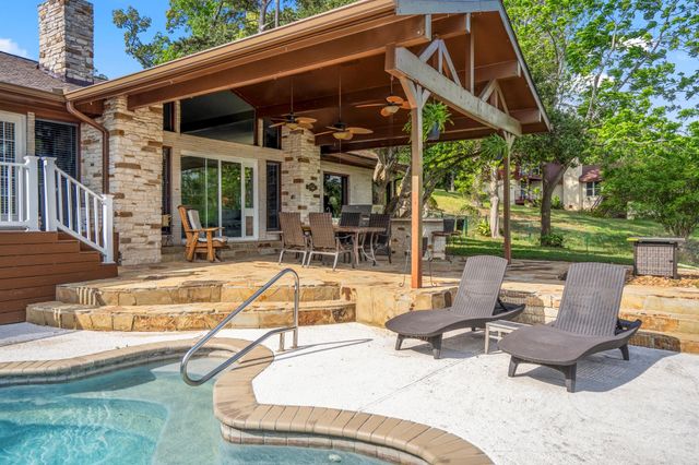 635 Burris Drive, Livingston, TX 77351