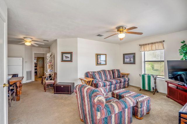 635 Burris Drive, Livingston, TX 77351