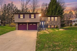 8225 E Van Buren Drive, Mccandless, PA 15237