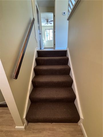 207 Parkwood Dr, Cranberry Twp, PA 16066