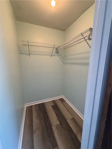 207 Parkwood Dr, Cranberry Twp, PA 16066