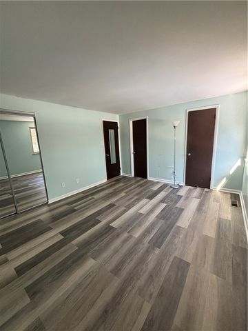 207 Parkwood Dr, Cranberry Twp, PA 16066