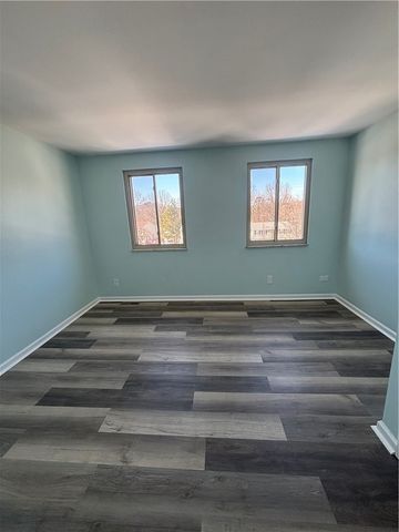 207 Parkwood Dr, Cranberry Twp, PA 16066