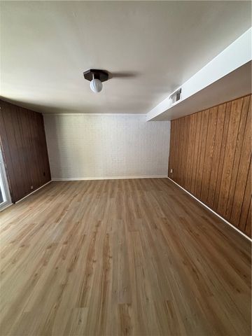 207 Parkwood Dr, Cranberry Twp, PA 16066