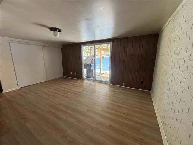 207 Parkwood Dr, Cranberry Twp, PA 16066