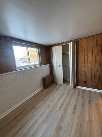 207 Parkwood Dr, Cranberry Twp, PA 16066