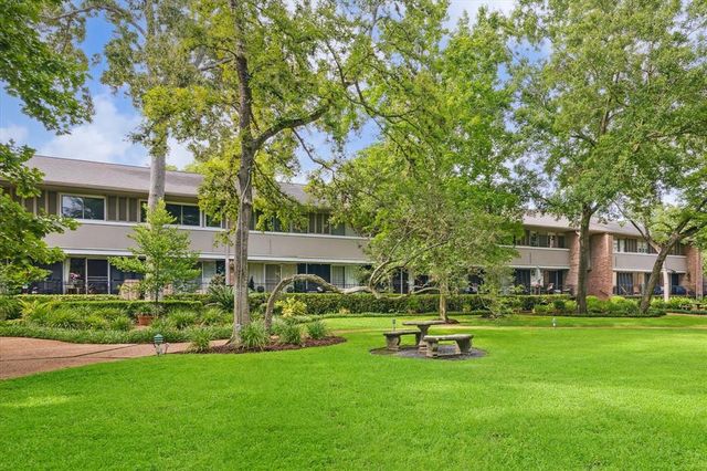604 S Ripple Creek Drive 604, Houston, TX 77057