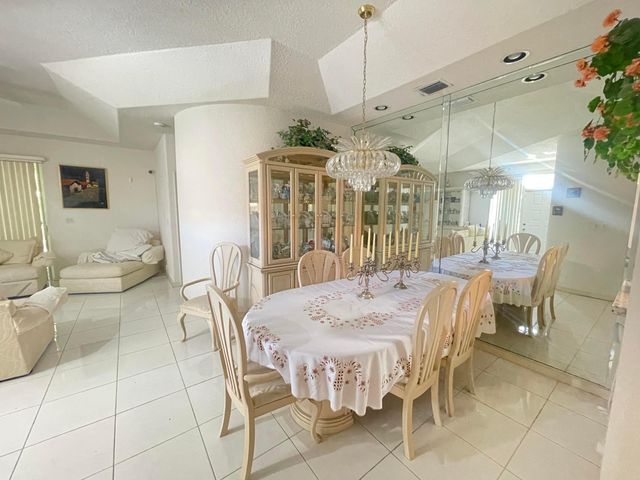 9858 Royal Palm Boulevard 3-14, Coral Springs, FL 33065