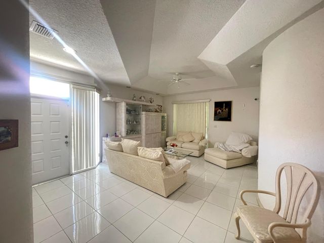 9858 Royal Palm Boulevard 3-14, Coral Springs, FL 33065