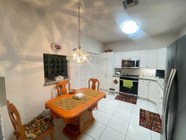 9858 Royal Palm Boulevard 3-14, Coral Springs, FL 33065