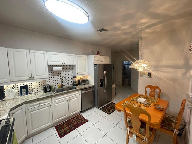 9858 Royal Palm Boulevard 3-14, Coral Springs, FL 33065