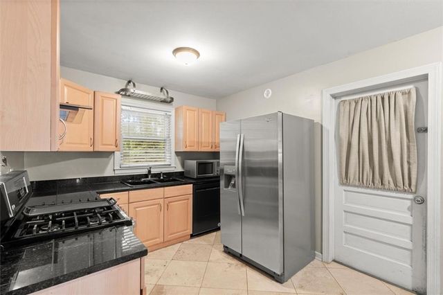 951 Woodland Trail, Smyrna, GA 30080