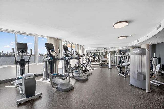 1100 West Ave 1522, Miami Beach, FL 33139