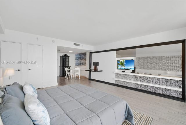 1100 West Ave 1522, Miami Beach, FL 33139