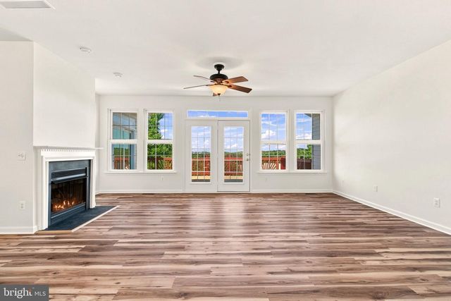 16469 SPARKLING BROOK LOOP, Dumfries, VA 22025