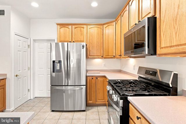 16469 SPARKLING BROOK LOOP, Dumfries, VA 22025