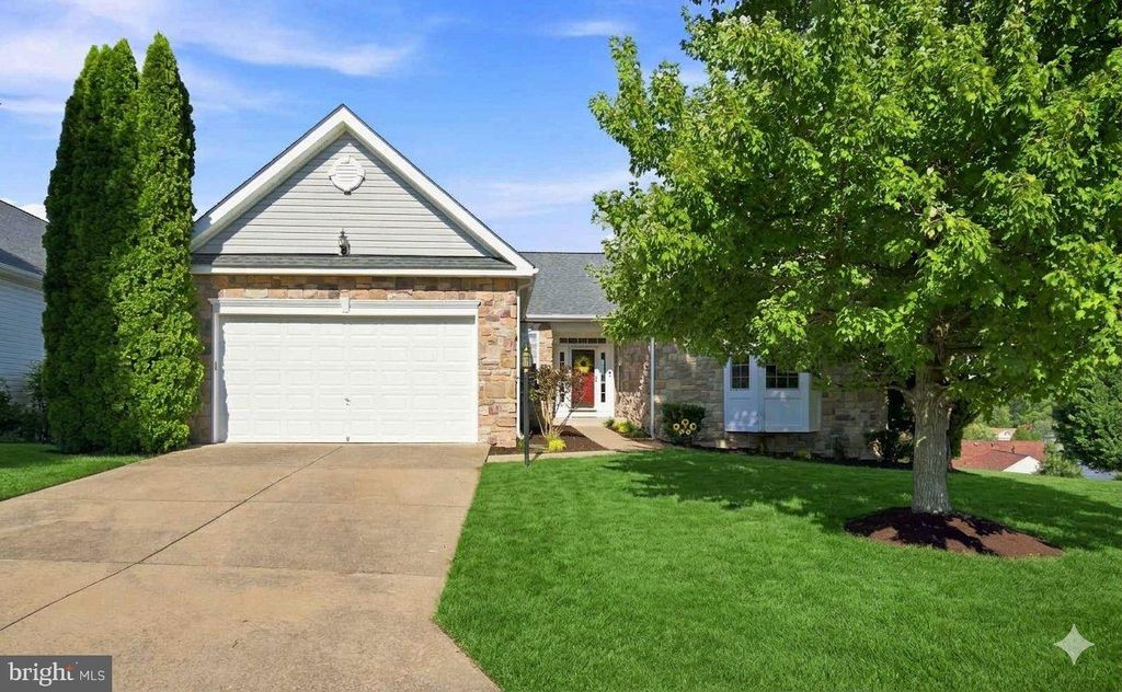 16469 SPARKLING BROOK LOOP, Dumfries, VA 22025